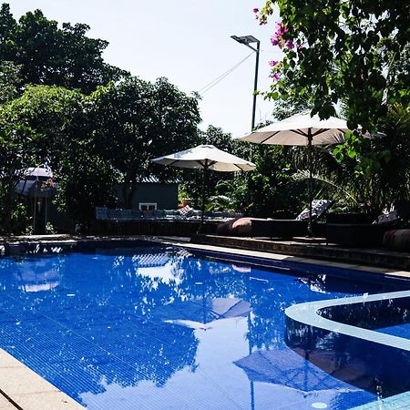 Teejays Bed And Breakfast كامبوت المظهر الخارجي الصورة